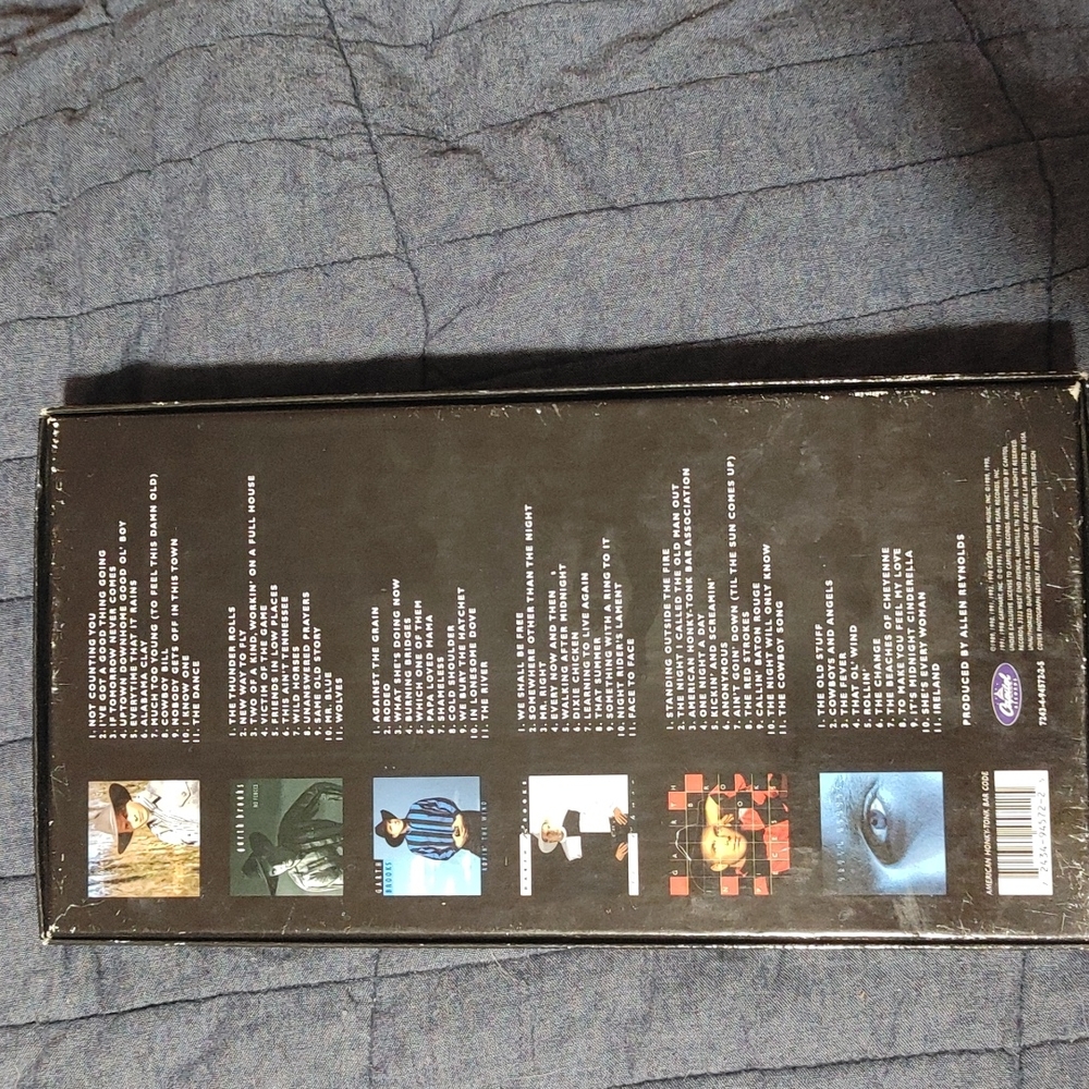 Garth Brooks. The Limited Collection. CD Box set. - Picture 5 of 5